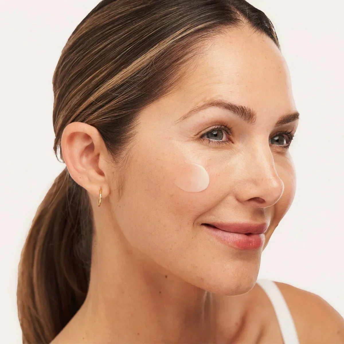 C-RADICAL Defense Antioxidant Serum - Image 3