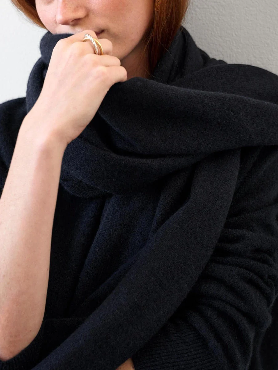 Cashmere Travel Wrap - Image 11