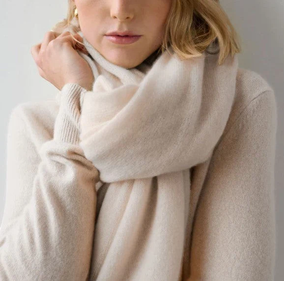Cashmere Travel Wrap - Image 22