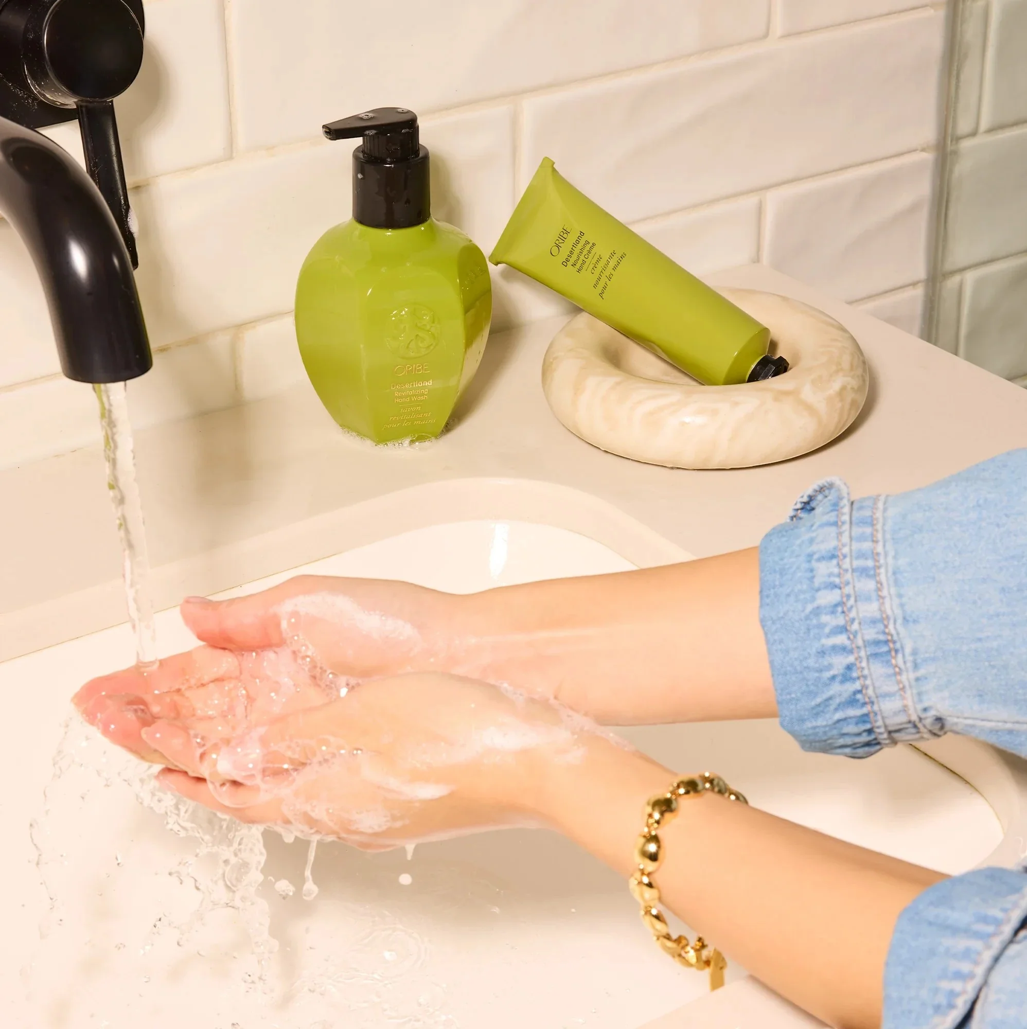 Desertland Revitalizing Hand Wash - Image 4