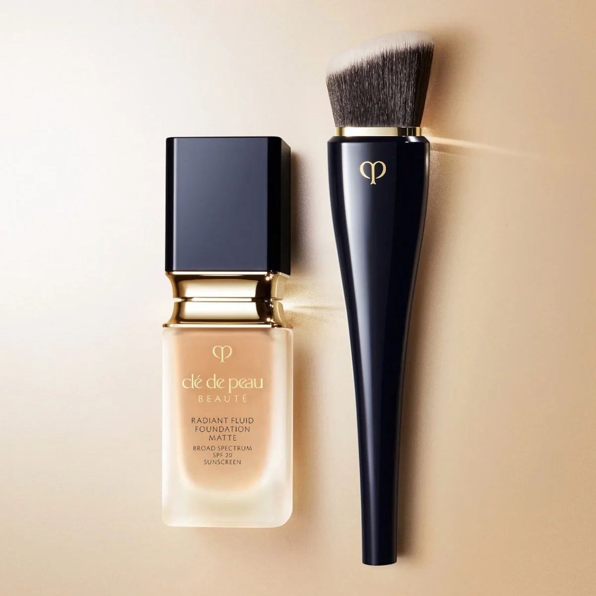 High Coverage Foundation Brush - Image 2