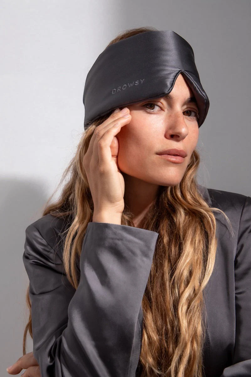Moonlight Shadow Silk Sleep Eye Mask - Image 4