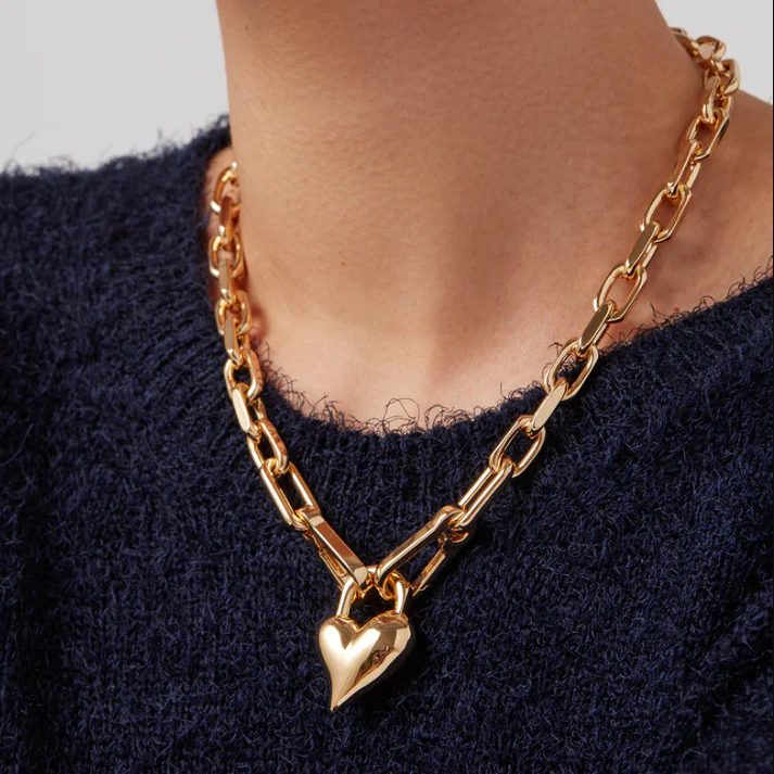 Padlock Heart Pendant Necklace Gold - Image 3