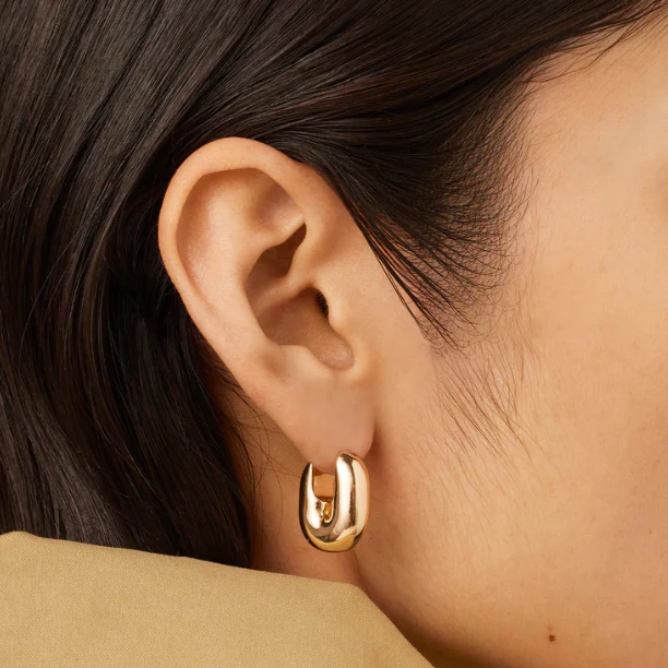 Puffy U-Link Earrings Gold - Image 4