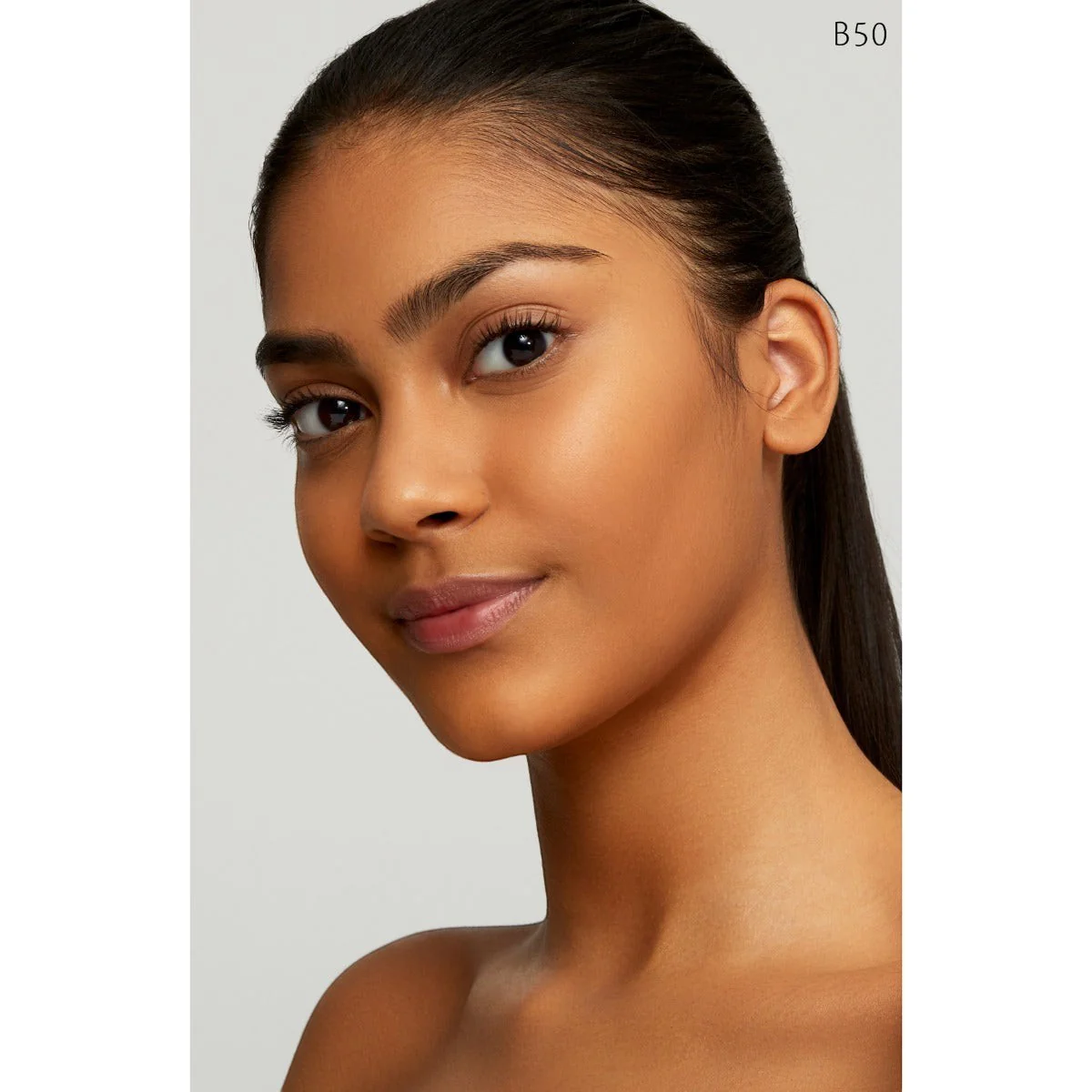 Radiant Fluid Foundation Matte Broad Spectrum SPF 20 - Image 40