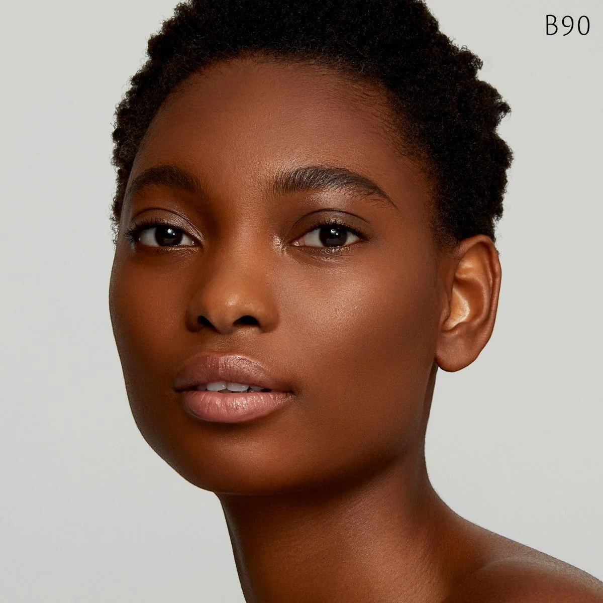 Radiant Fluid Foundation Natural Broad Spectrum SPF 25 Sunscreen - Image 71