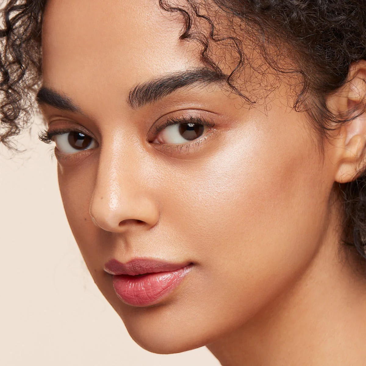 The Luminizing Face Enhancer - Image 17